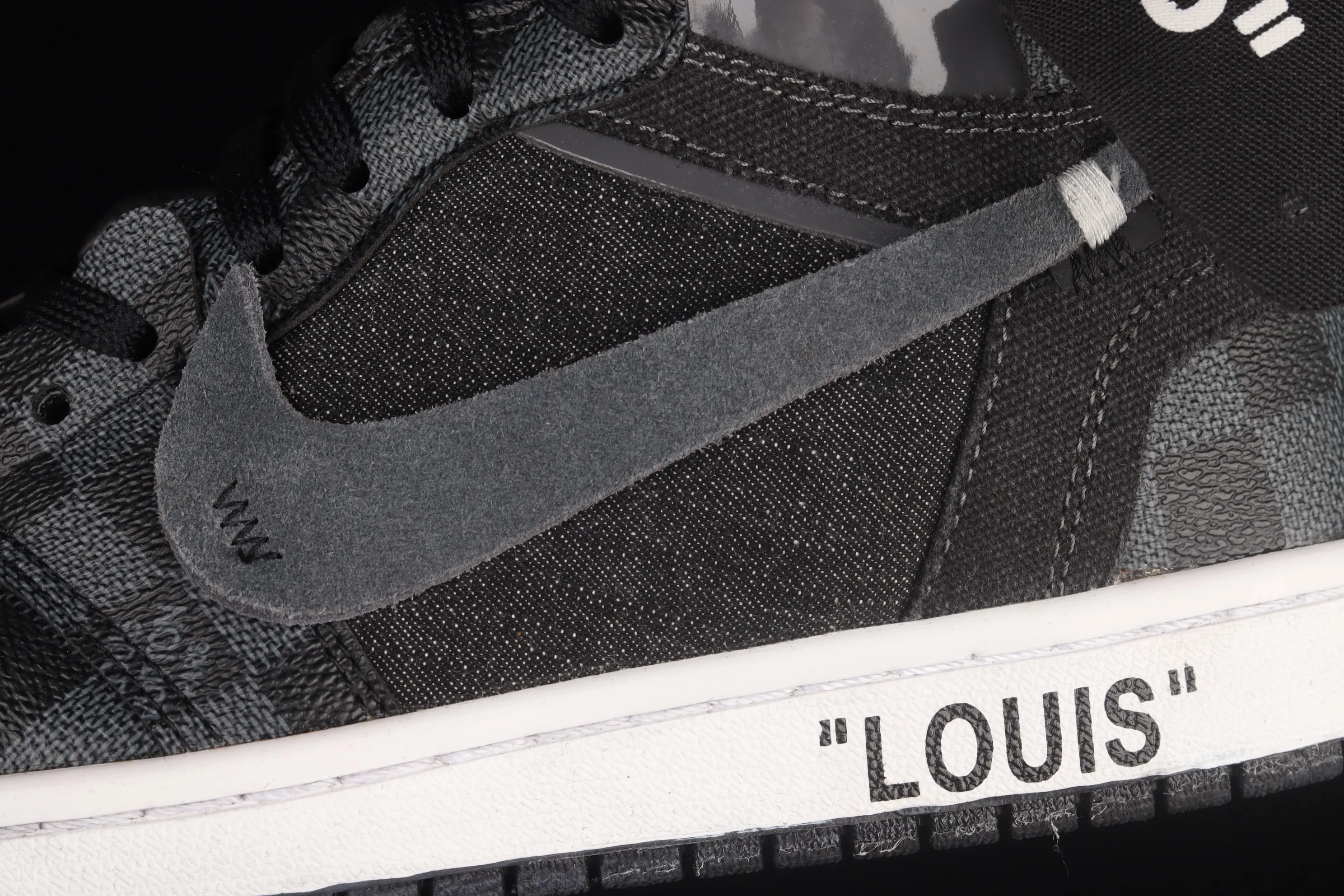 All Categories Air Jordan Jordan Series Basketball Shoes Air Jordan 1 High Donkey Brand x Air Jordan 1 AJ1 Joe 1 Donkey Brand Co-branded Custom Model #With Presbyopia Suitcase Made of Leather, Exclusive Logo Covered Shoe Body, Very High Style